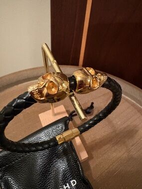 SkeletonHD 7.6” Black Braided Leather Bracelet w/ 2 Gold Skull Accents-Like New!